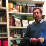 El presidente de Nuevas Generaciones del PP de Vizcaya, Nacho Toca, ayer en su casa