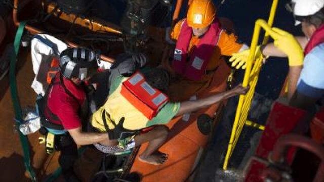 Save the Children rescata a 29 personas y recupera 12 cadáveres en el Mediterráneo