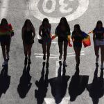Asistentes a una manifestación del Orgullo Gay el año pasado