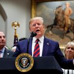 El presidente estadounidense, Donald Trump, ofrece una rueda de prensa, este jueves en la Casa Blanca/Efe/ Shawn Thew