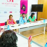 Luis Tudanca preside la Ejecutiva del PSOE junto a Soraya Rodríguez y Ana Sánchez, ayer en Valladolid.