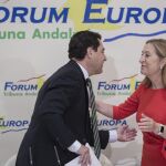 El presidente del PP-A, Juanma Moreno, ayer junto a la presidenta del Congreso, Ana Pastor
