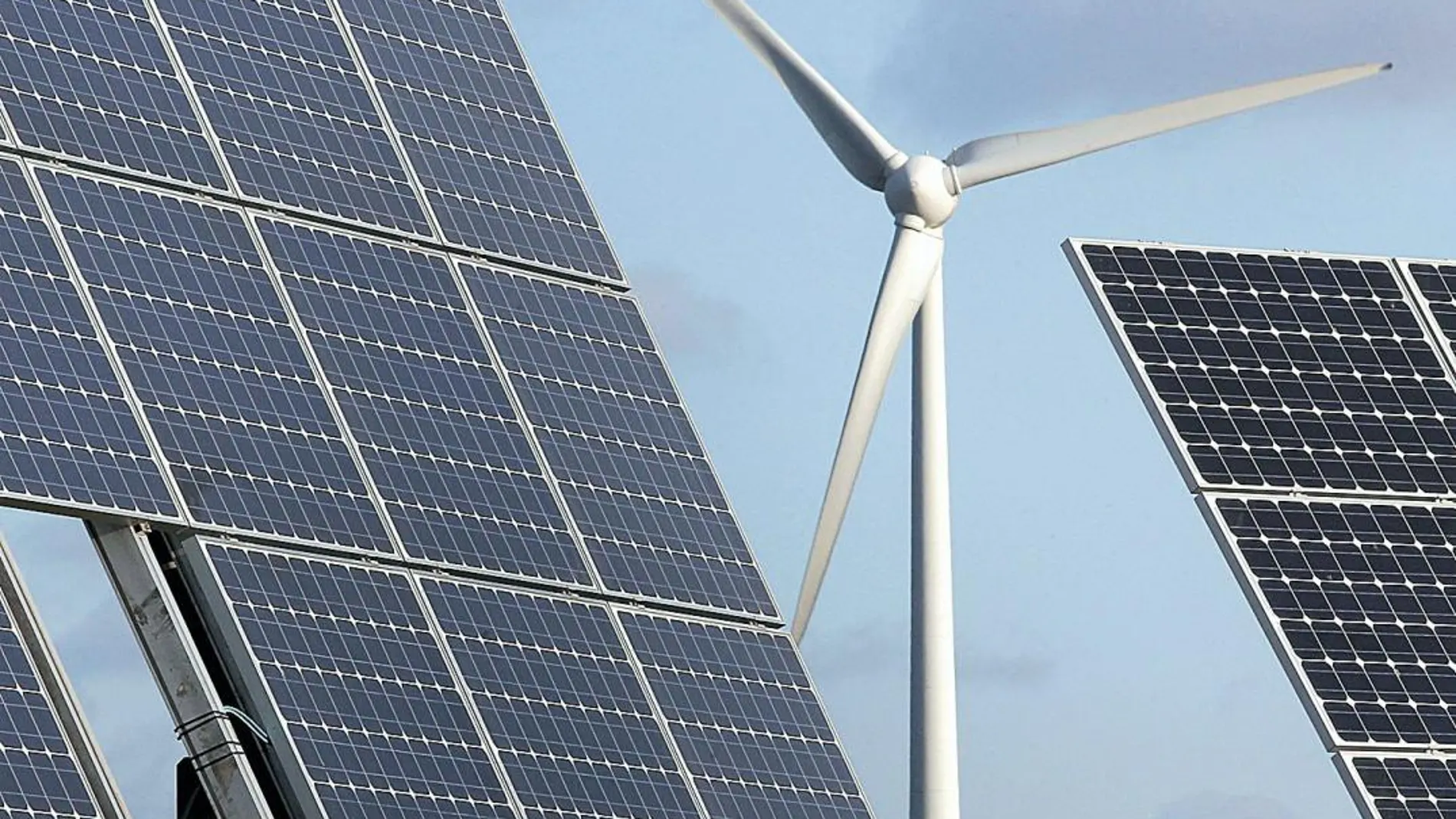 El precio del MWh en México este año ha sido de sólo 17 euros gracias a la penetración en el mix de la fotovoltaica y la eólica