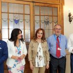 La presidenta de las Cortes regionales, Silvia Clemente, junto a los componentes de una de las mesas del Congreso, Enrique Berzal, Imelda Rodríguez, Jesús Quijano y Óscar Campillo