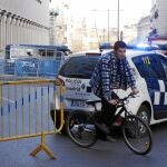 Los alrededores del Congreso estaban ayer preparados con vallas