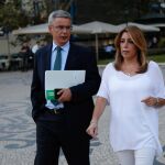 La presidenta Susana Díaz, inició ayer un viaje oficial a Portugal. En la imagen, junto a Juan Carlos Blanco