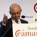 El ministro de Hacienda, Cristóbal Montoro, durante un acto en Sevilla