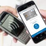 El paso con el móvil, uno de los desafíos de la banca online