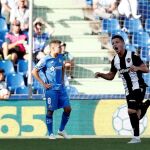 El centrocampista macedonio del Levante UD, Enis Bardhi, celebra su gol ante el Getafe CF / Foto: Efe