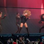 Taylor Swift en un concierto / Reuters