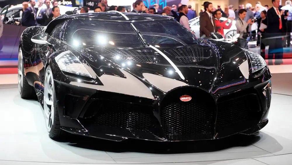 Presentación del nuevo Bugatti “La voiture Noire” durante la primera jornada abierta a la prensa del 89º Salón Internacional del Motor de Ginebra (Suiza)