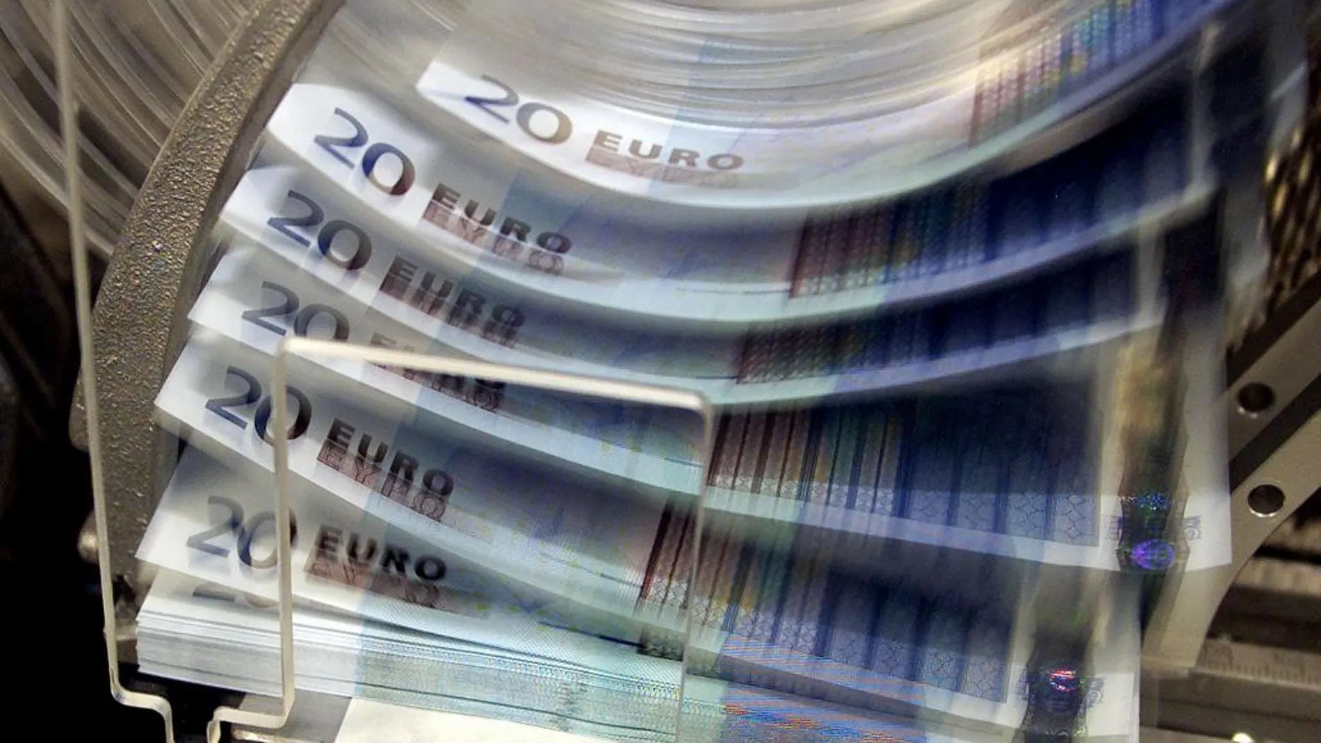 Los bancos se lanza a buscar fórmulas para abonar a sus clientes sus pensiones sin que acudan a las oficinas