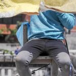 Un opositor venezolano durante una manifestación en Caracas