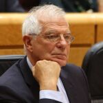 Borrell se alinea con Zapatero e insta al diálogo con Venezuela
