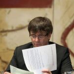 El presidente de la Generalitat, Carles Puigdemont, ayer en la última reunión de su Gobierno
