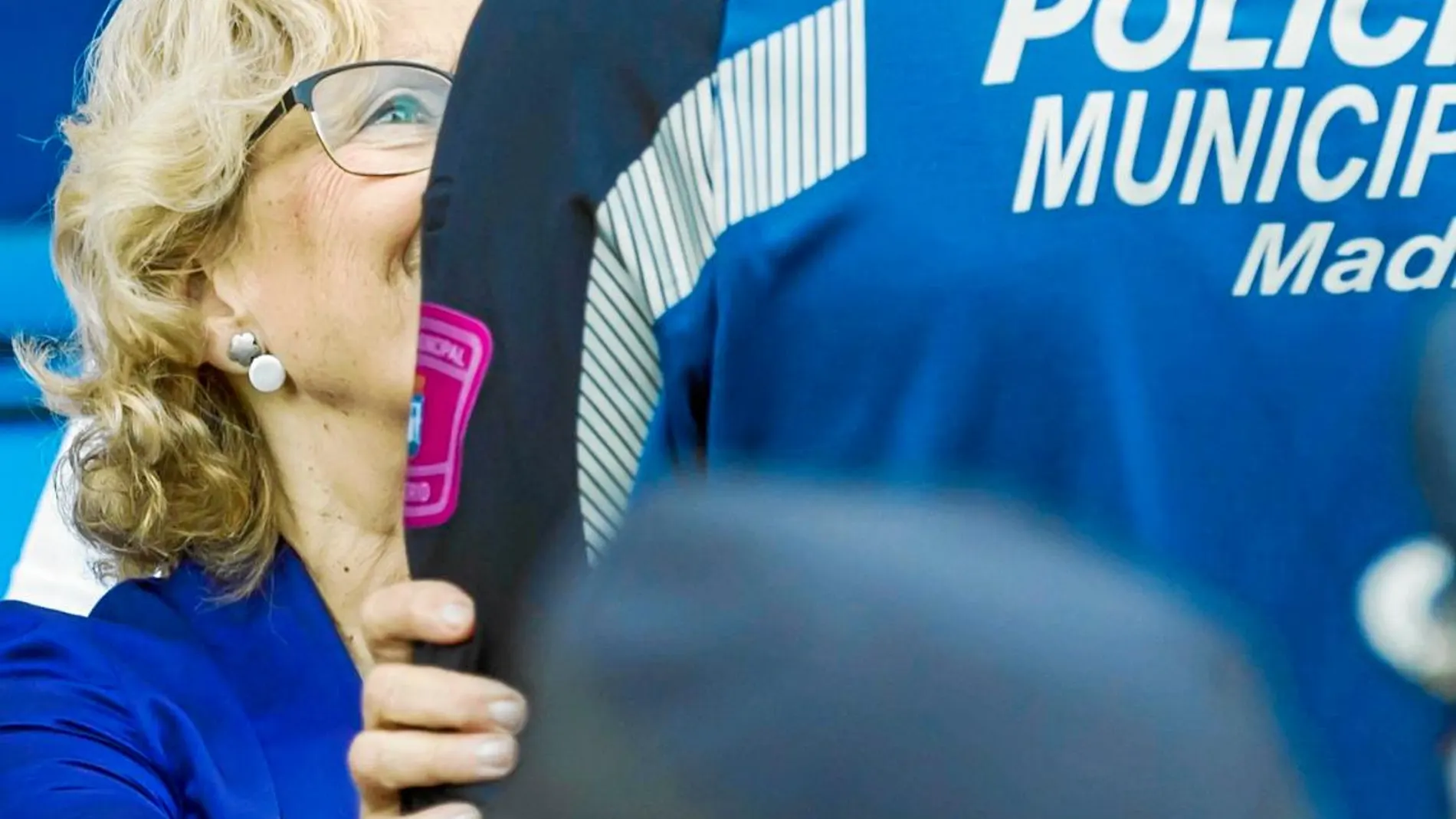 Carmena afirmó que la firma del convenio era «una victoria de todos» / Foto: Alberto R. Roldán