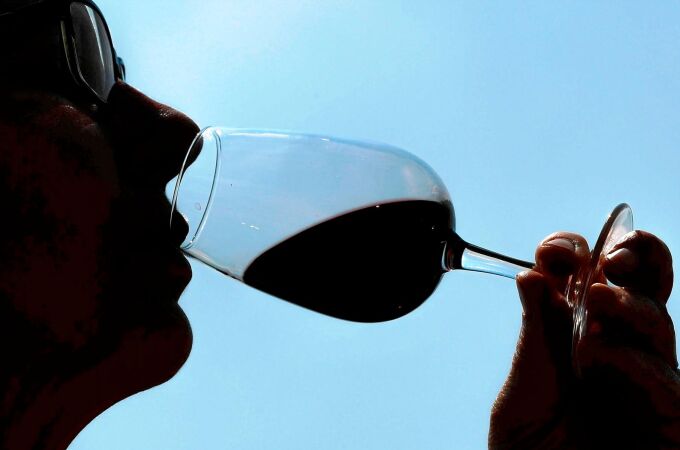 El alcoholismo sigue siendo una adicción muy difícil de superar