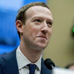 Mark Zuckerberg durante su comparecencia en el Capitolio en Washington. (AP Photo/Andrew Harnik, File)