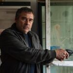 Eduard Fernández, inspector atrapado en un thriller