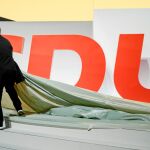 Hamburgo, la ciudad natal de la canciller alemana, acoge el congreso de la CDU en el que se eligirá a su sucesor