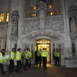 Agentes de Policía, en la Corte Suprema, en Londres