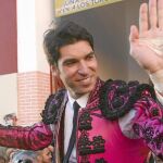 Cayetano Rivera brindó a Adrián un toro en Zaragoza y lanzó un mensaje a los antitaurinos