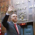 El presidente Recep Tayyip Erdogan en una reunión de su partido, el AKP, celebrada el sábado en Ankara