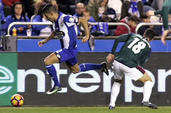 2-0. El Deportivo gana tranquilidad y deja muy tocado a Osasuna 2-0. El Deportivo gana tranquilidad y deja muy tocado a Osasuna