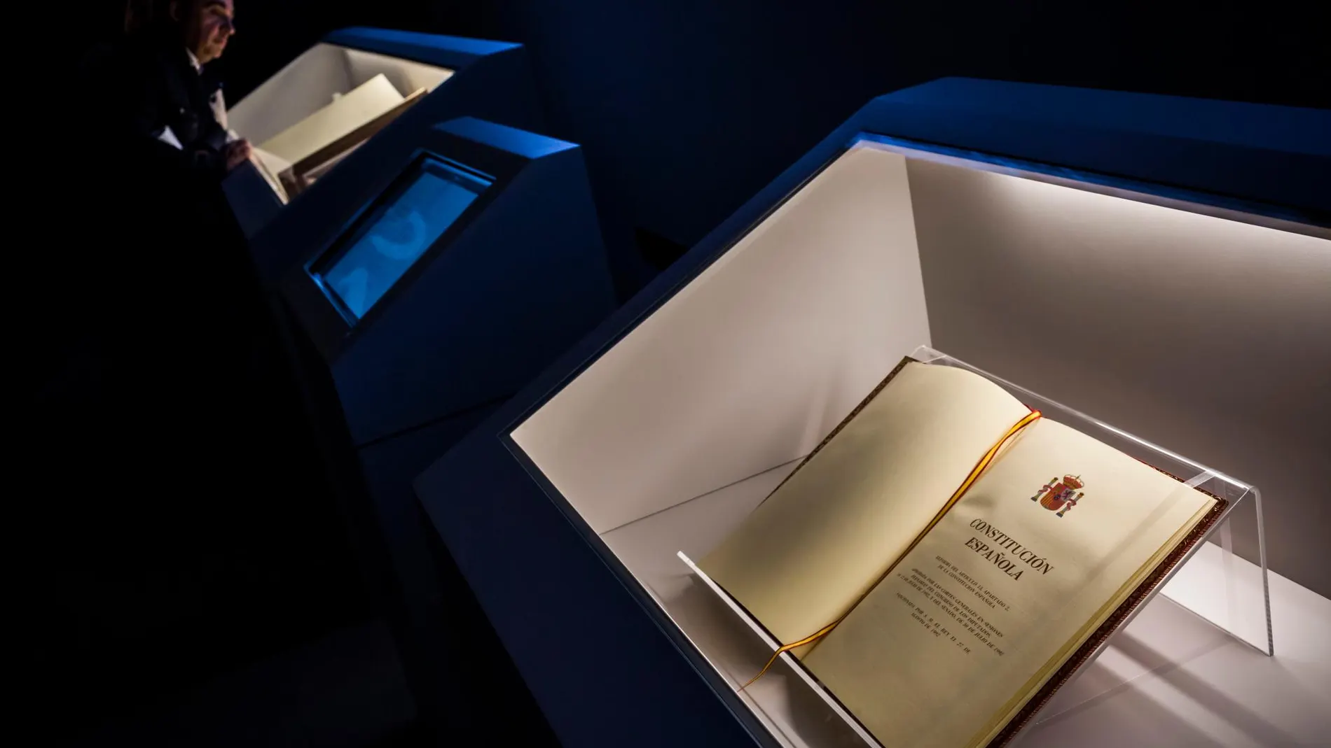 Exposición en el Congreso para celebrar el 40 Aniversario de la Constitución Española / Foto: Alberto R.Roldán