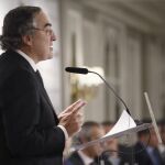 El presidente de la CEOE, Juan Rosell,durante su intervención en un desayuno informativo celebrado hoy