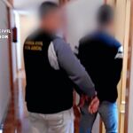 Uno de los detenidos en la operación llevada a cabo por la Guardia Civil
