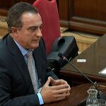 El comisario de los Mossos D'Esquadra Manel Castellvi , en la sesión de este jueves del juicio del "procés". EFE/Tribunal Supremo