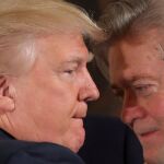 Donald Trump y Steve Bannon en enero de 2017
