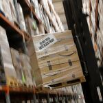 Preparativos del «Black Friday» en un centro de Amazon