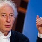 Albert Boadella: «Que me cuenten primero qué reforma hay que hacer de la Constitución»