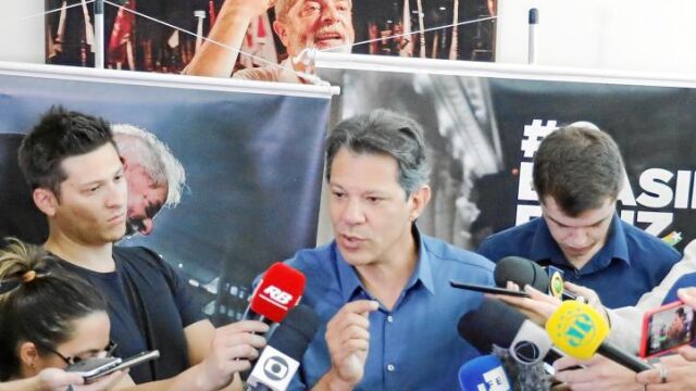 El candidato del Partido de los Trabajadores (PT), Fernando Haddad, ayer en Sao Paulo