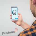 Entra en tu banco por la cara