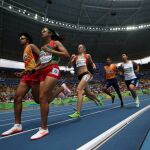 Izaskun Ayucar durante su participación en la competencia femenina de atletismo de 1500 m T12