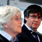 Carles Puigdemont y Clara Ponsatí