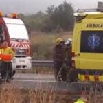 El accidente ha obligado a cortar durante dos horas el tráfico por la AP-7 en dirección a Barcelona.