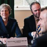 Emmanuel Macron y Theresa May durante la reunión