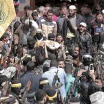 Miles de palestinos marcharon ayer hacia la frontera que separa Gaza de Israel, más de 30.000 según el Ejército y unos 40.000 según fuentes palestinas