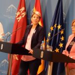 Las consejeras de Sanidad, Portavocía y Educación, Guillén, Arroyo y Sánchez-Mora, tras el Consejo de Gobierno