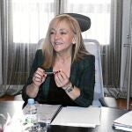 Silvia Clemente, Isabel Carrasco y María Jesús Pascual, en la reunión celebrada en León