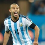 Mascherano durante un partido con la «albiceleste»