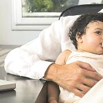 El permiso de paternidad se amplía a ocho semanas este año, a 12 semanas en 2020 y a 16 semanas en 2021