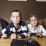 La directora del Instituto Valenciano de Ludopatía y Adicciones No Tóxicas advierte de que la solución a la adicción a videojuegos no es vetar la actividad al completo. Foto de archivo