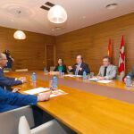 Herrera, De Santiago-Juárez, Sanz Vitorio y Marta López (PP) se reúnen con Luis Fuentes y David Castaño (C’s)