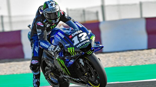 Maverick, en plena sesión de clasificación de ayer en el circuito de Losail