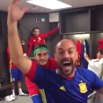 Pepe Reina y Coke, con Iago Aspas al fondo